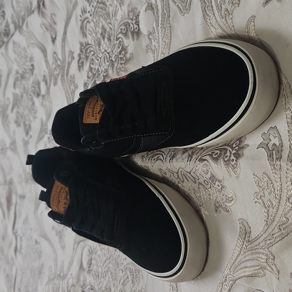 Brand New Black Levi's Comfort Shoes